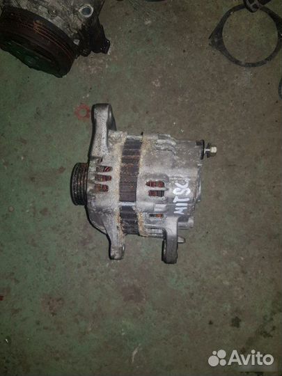 Генератор Mitsubishi Minica H42A 4A30