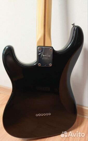 Fender sub-sonic baritone