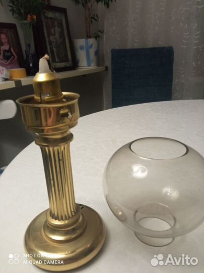 Лампа настольная