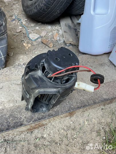 Моторчик печки ваз 2114
