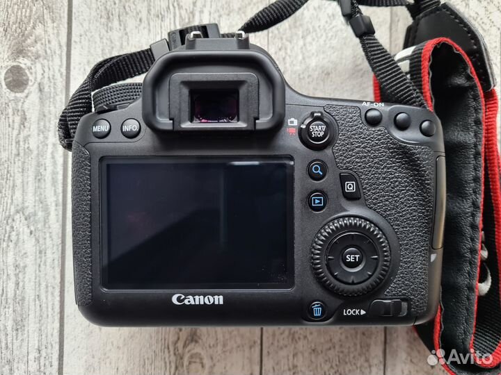 Фотоаппарат Canon EOS 6D
