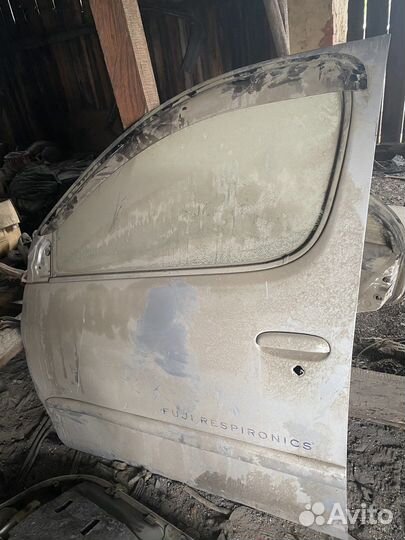 Дверь передняя левая toyota funcargo