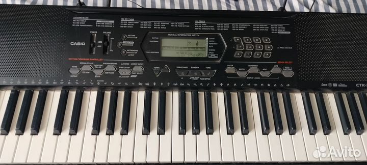Продам синтезатор Casio CTK-3000