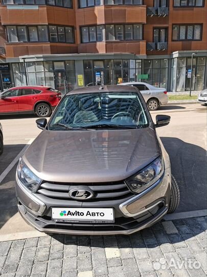 LADA Granta 1.6 МТ, 2022, 31 000 км