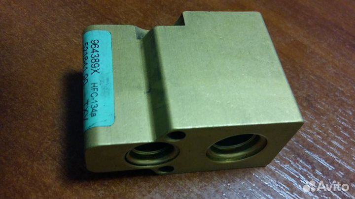 Прочие детали системы кондиционирования Saab