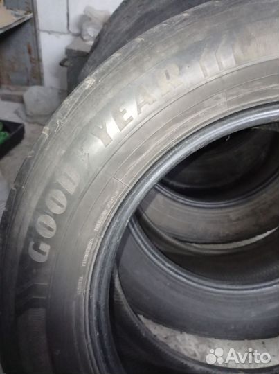 Goodyear EfficientGrip 2 SUV 225/65 R17