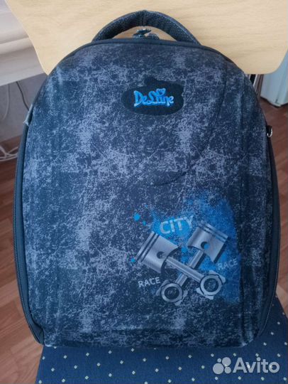 Школьный рюкзак