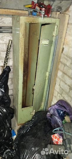 Оружейный сейф бу