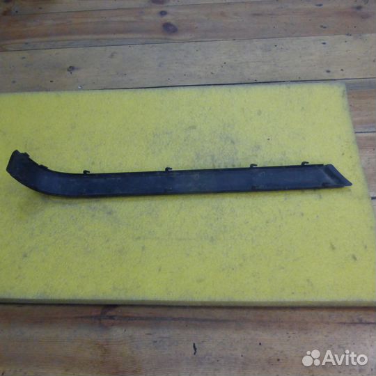 Молдинг заднего бампера правый BMW 5