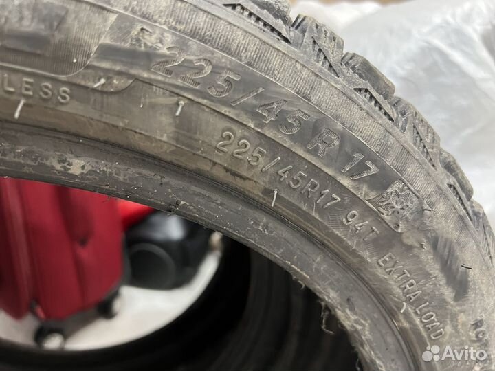 Michelin X-Ice North 4 225/45 R17