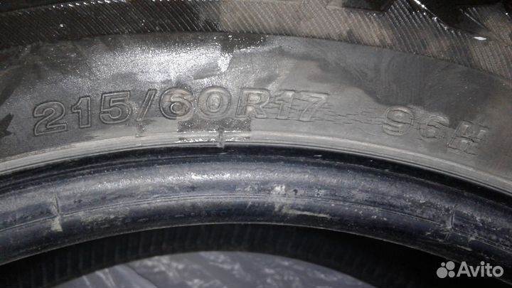 Bridgestone Dueler H/P Sport 215/60 R17