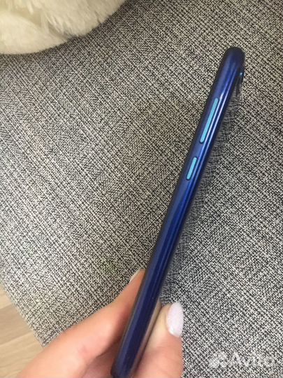 Телефон honor 7а