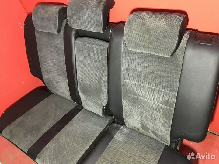 Сиденья задние задняя Ssangyong Actyon New 2.0