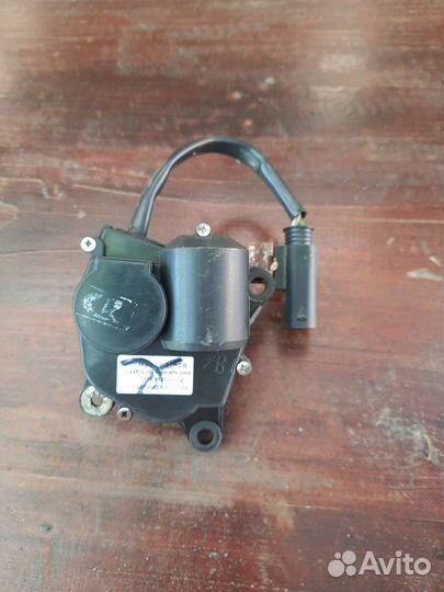 Моторедуктор заслонки отопителя ваз 1118