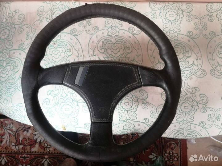 Руль hella momo