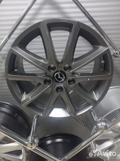 Диск колесный легкосплавный 17