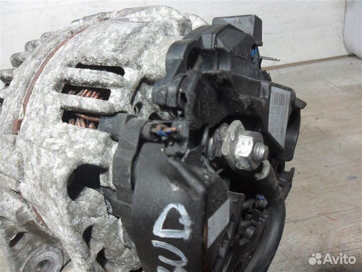 Генератор 037903025M Volkswagen Polo 4 9N1/9N3 BUD