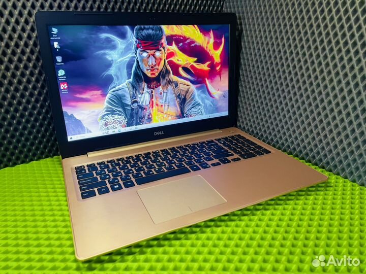 Ноутбук dell i3-6Th/8Gb/SSD256/R7 2Gb