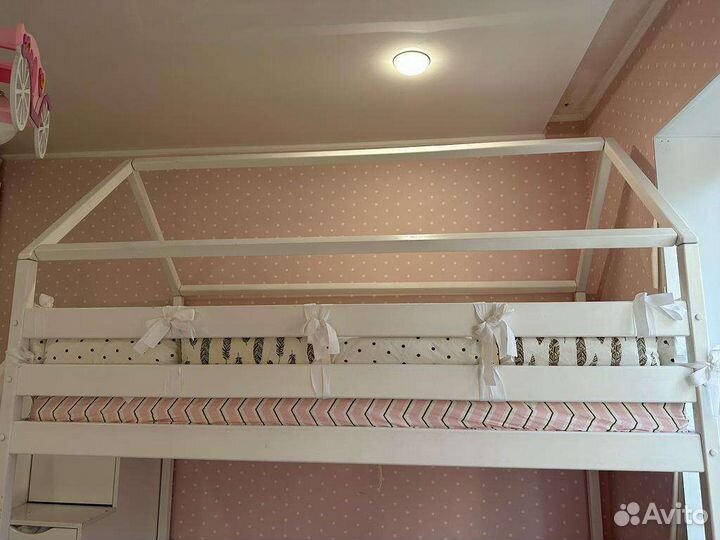 Двухъярусная кровать домик бу