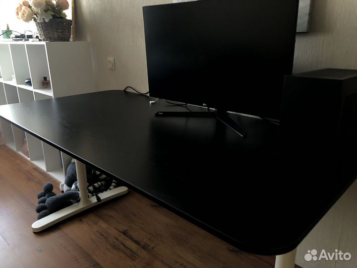 IKEA Bekant компьютерный стол