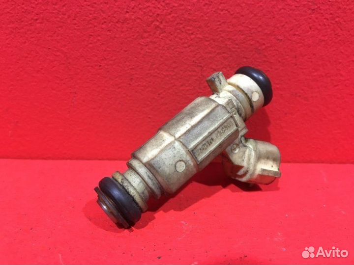 Форсунка Hyundai Trajet 1 G4GC 2.0 dohc бензин