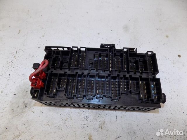 Блок предохранителей Passat B3 1988-1993