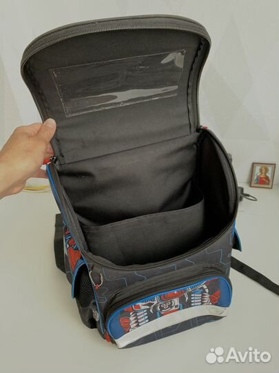 Школьный рюкзак
