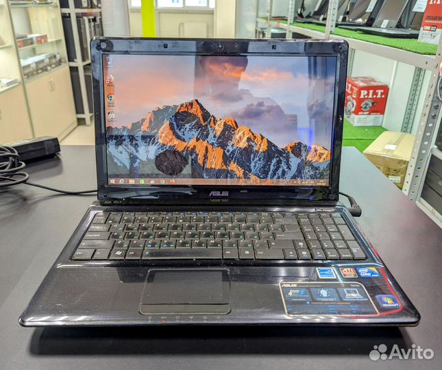 Ноутбук Asus на Core i3