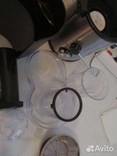 Соковыжималка новая