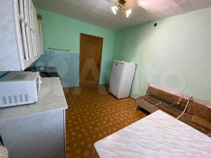 3-к. квартира, 82 м², 2/2 эт.