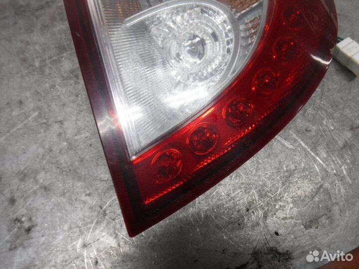 Фонарь задний правый Geely Emgrand X7 2.0 2014