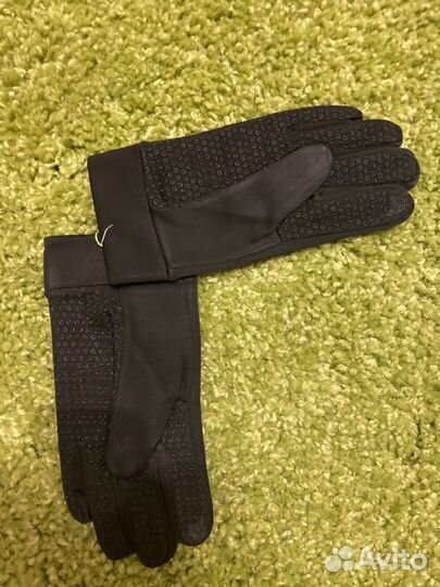 Перчатки Nike