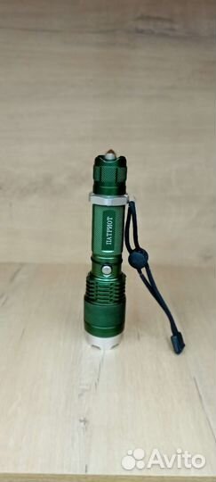Фонарик светодиодный аккумуляторный