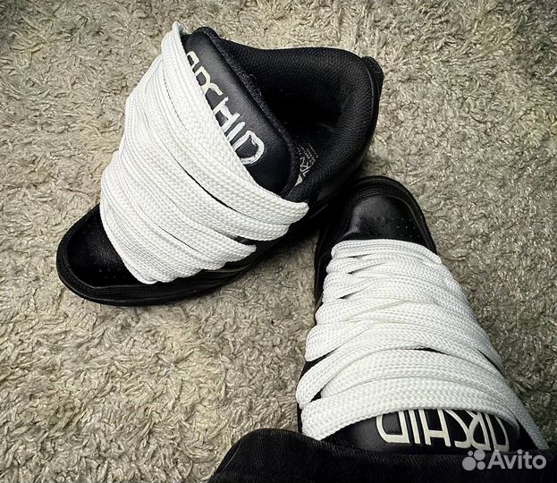 DC adio circa globe osiris dvs es etnies fallen