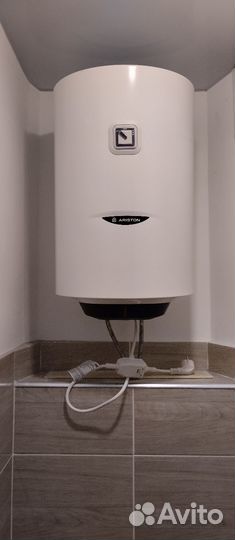 Установка бойлера водонагревателя и сантехники