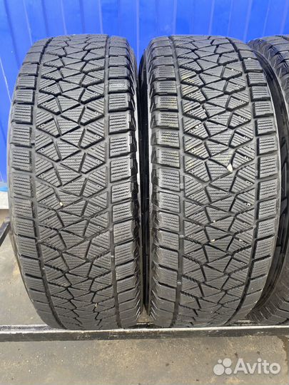 Bridgestone Blizzak DM-V2 225/65 R17