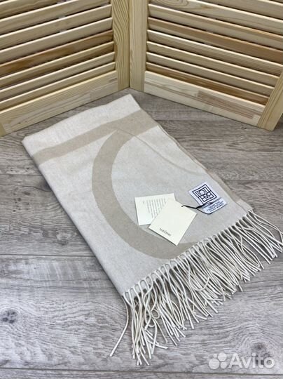 Toteme шарф новый