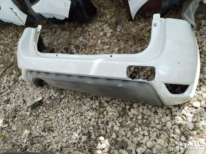 Задний бампер Ниссан Террано d10