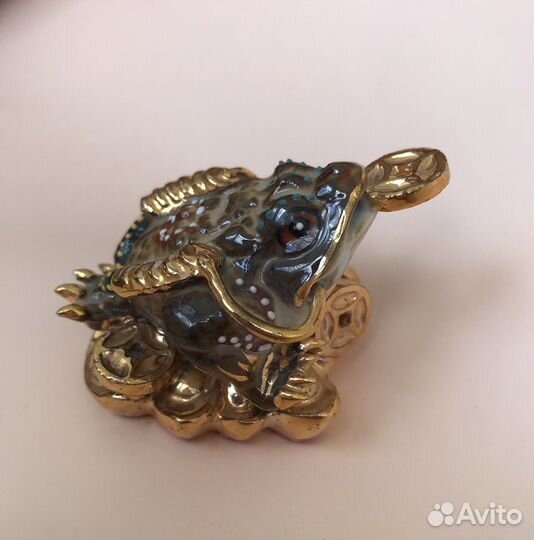 Денежная трехлапая жаба, будда, копилка