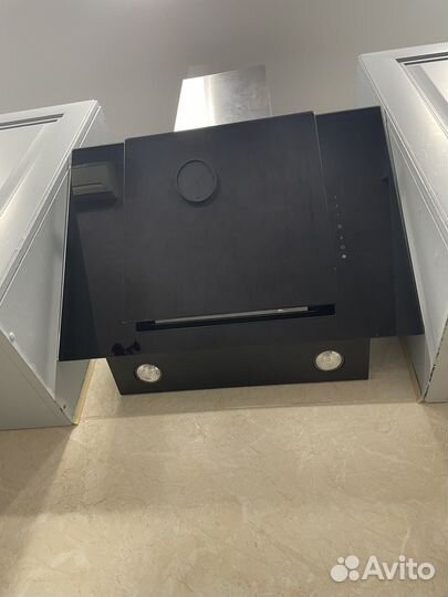 Вытяжка для кухни 60 см наклонная