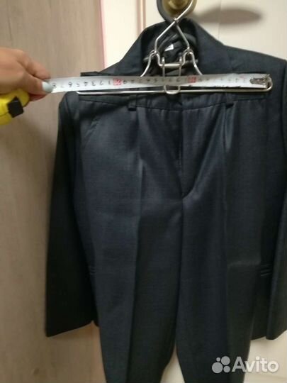 Костюм на мальчика новый