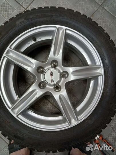 Литой диск r15