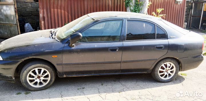 Разбор на запчасти Mitsubishi Carisma 1.9 F8QT