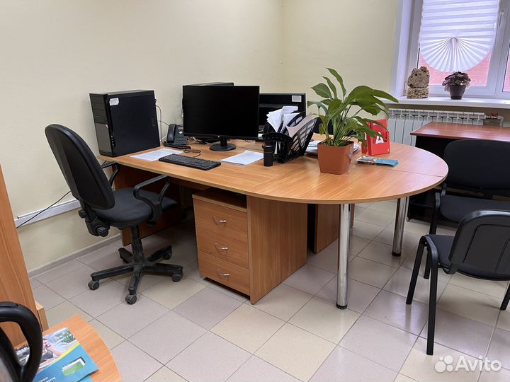 Офисная мебель бу