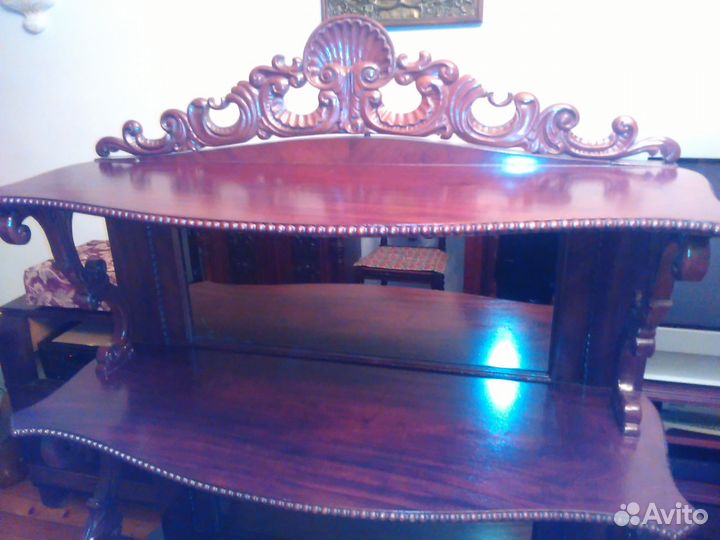 Старинная горка - этажерка продается