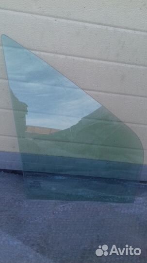 Рено Сценик 1 форточка передней правой двери