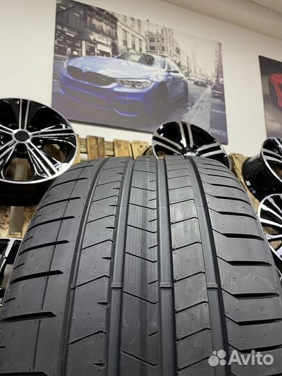 Pirelli P Zero PZ4 315/40 R21 111Y