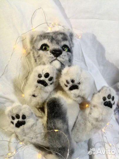 Подвижная реалистичная игрушка Барсенок