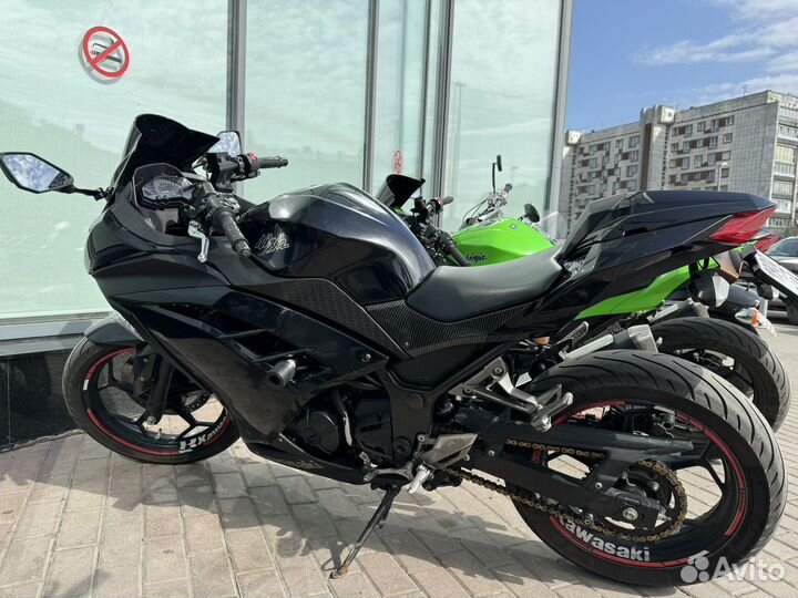 Kawasaki ninja 300