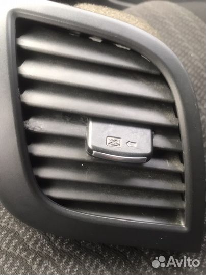 Воздушный дефлектор Hyundai Solaris